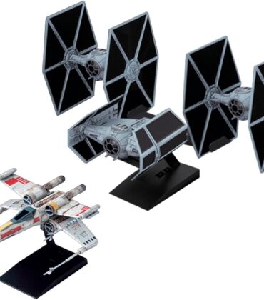 Bandai Hobby - Star Wars: A New Hope - #20 Trench Run Set Vehicle Model Kit